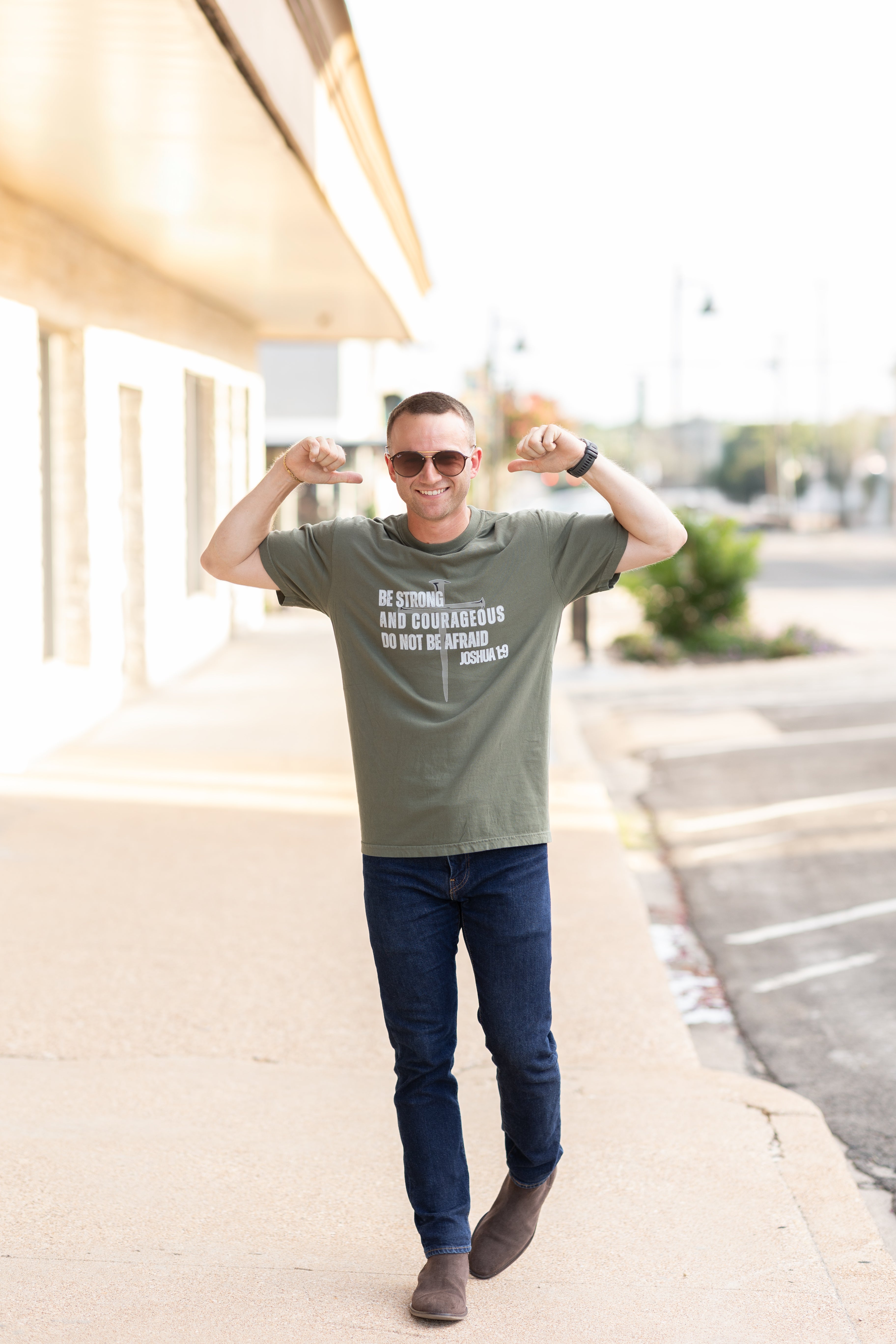 Be Strong and Courageous Tee